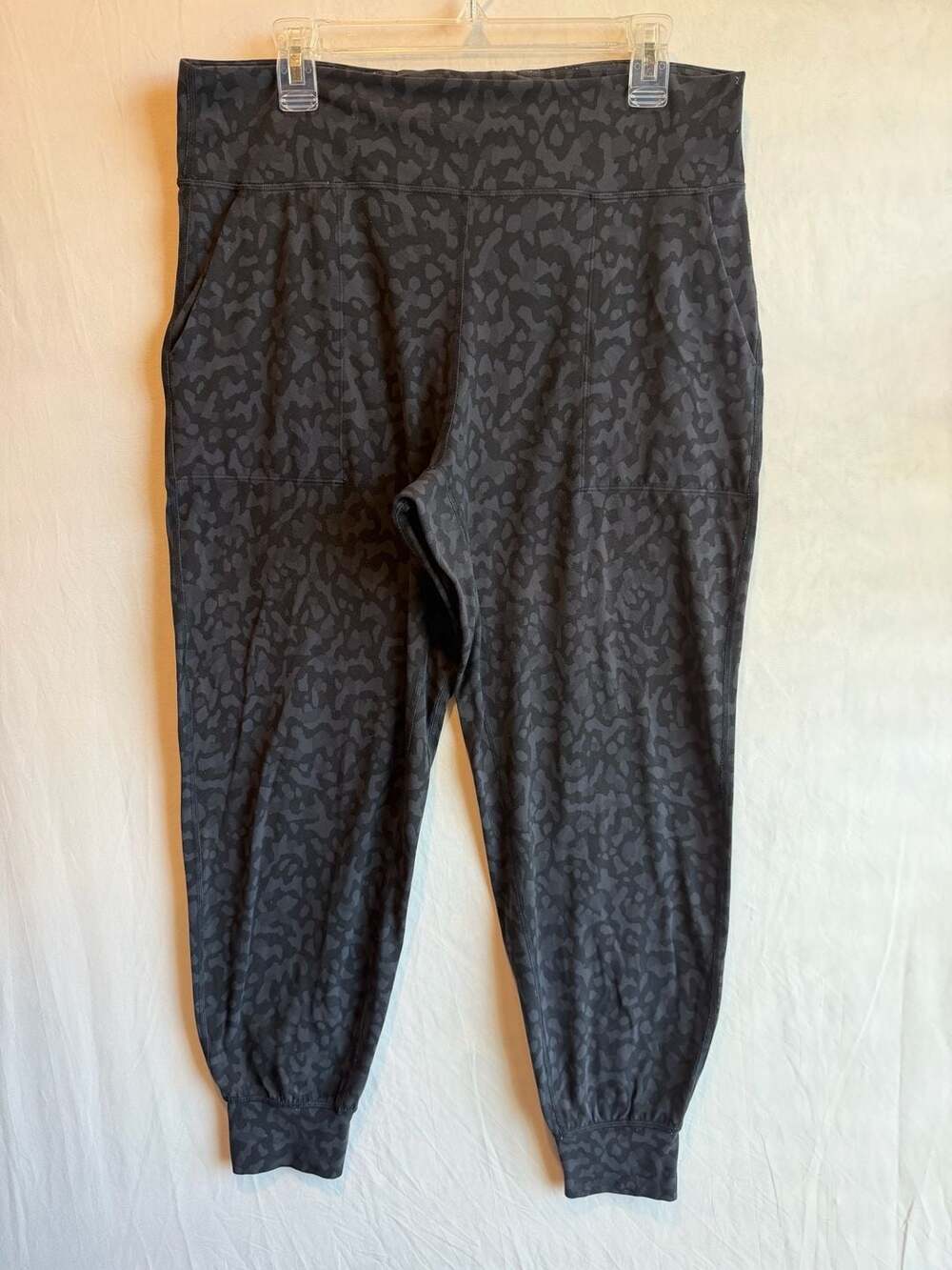 Lululemon Align High-Rise Jogger Black Leopard Print Size 14